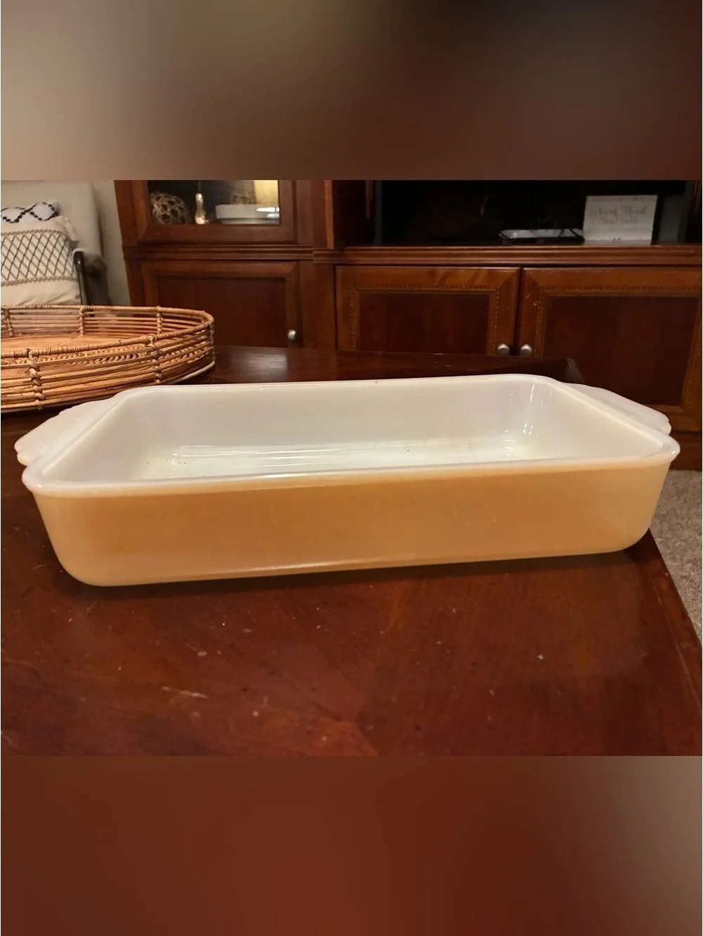 Vintage Fire-King Anchor Hocking Milk Glass 1.5 Qt Baking Dish #410 Made in USA